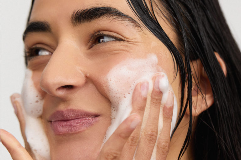 INSKIN.CO Foaming Enzyme Cleanser Promo 7 1000x667px 3 768x512